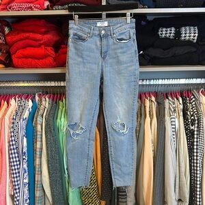 Denizen from Levi’s blue raw hem distressed high rise skinny jeans size 27